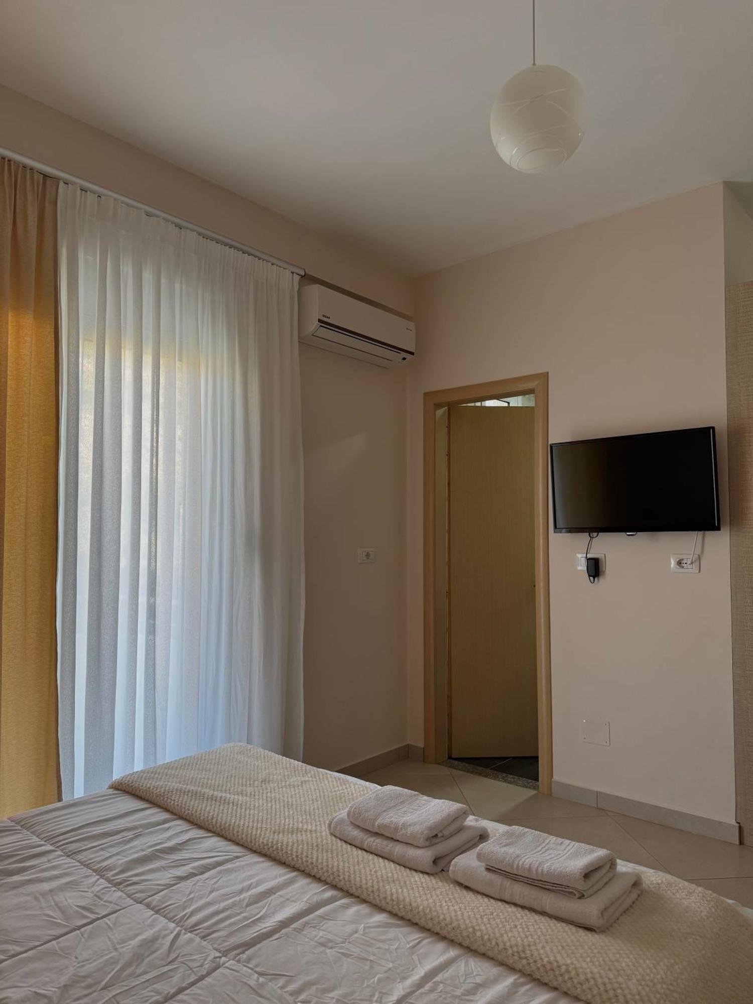 Vila Majola Sarande Ngoại thất bức ảnh