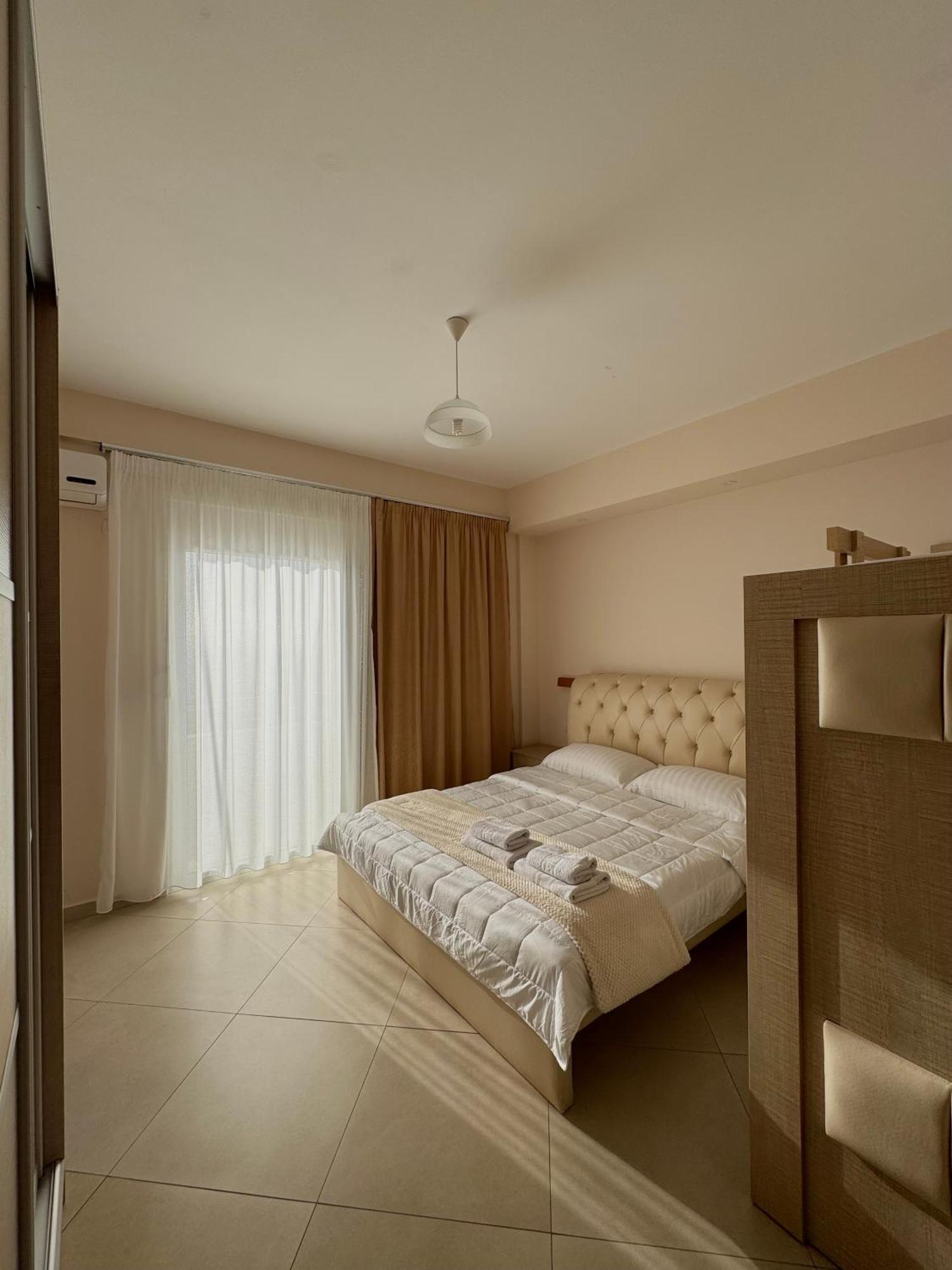 Vila Majola Sarande Ngoại thất bức ảnh