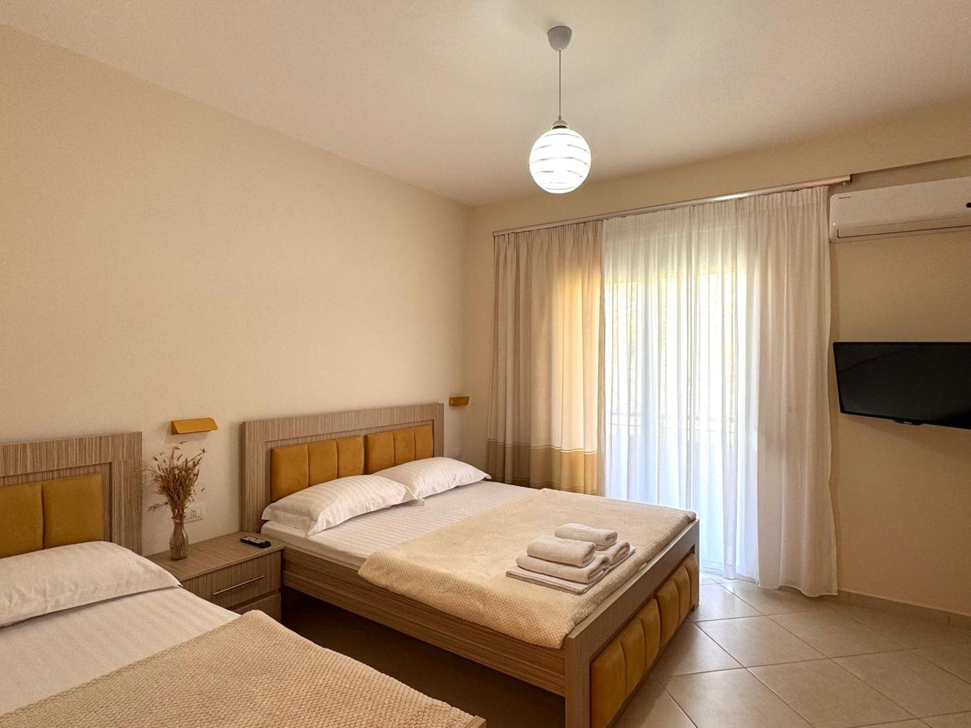 Vila Majola Sarande Ngoại thất bức ảnh